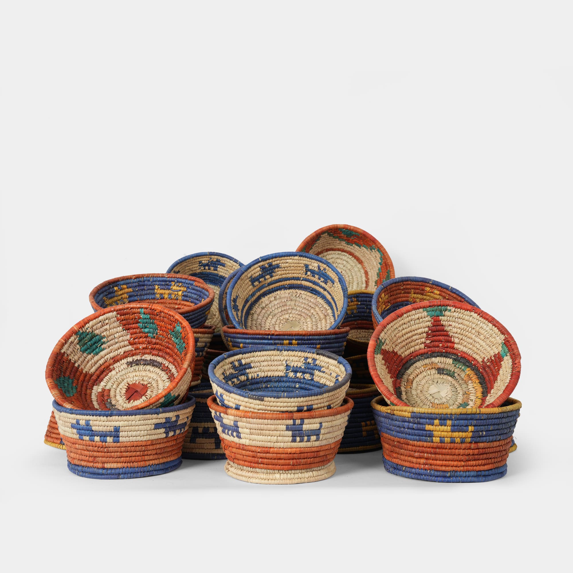 HAND WOVEN CANDY BASKETS (NBAU)